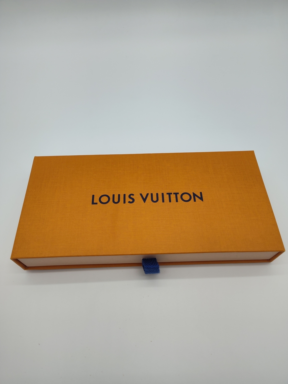 LOUIS VUITTON Vachetta Leather Luggage Tag & Handle Strap Set with Box - Picture 12 of 13